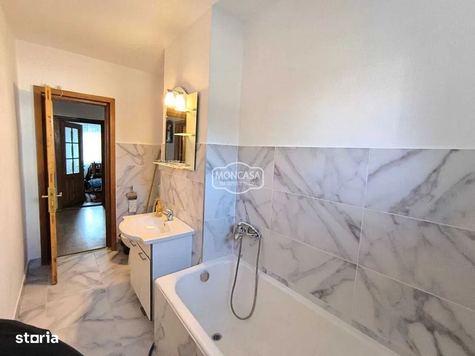 Apartament 3 camere zona Primaverii- BCR, etaj 1