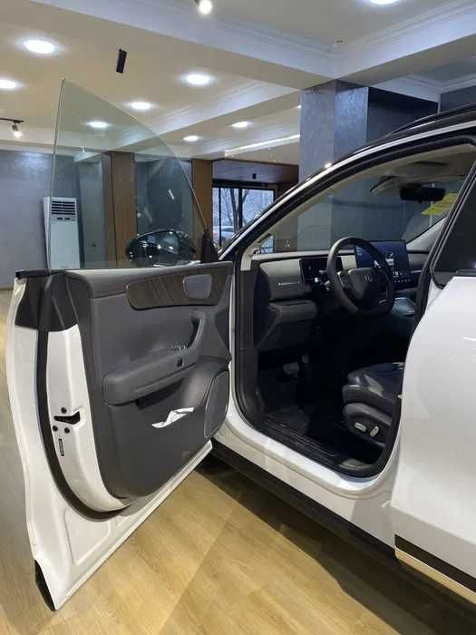 Leapmotor C11 3p EV, massaj bor naqd va halol nasiya