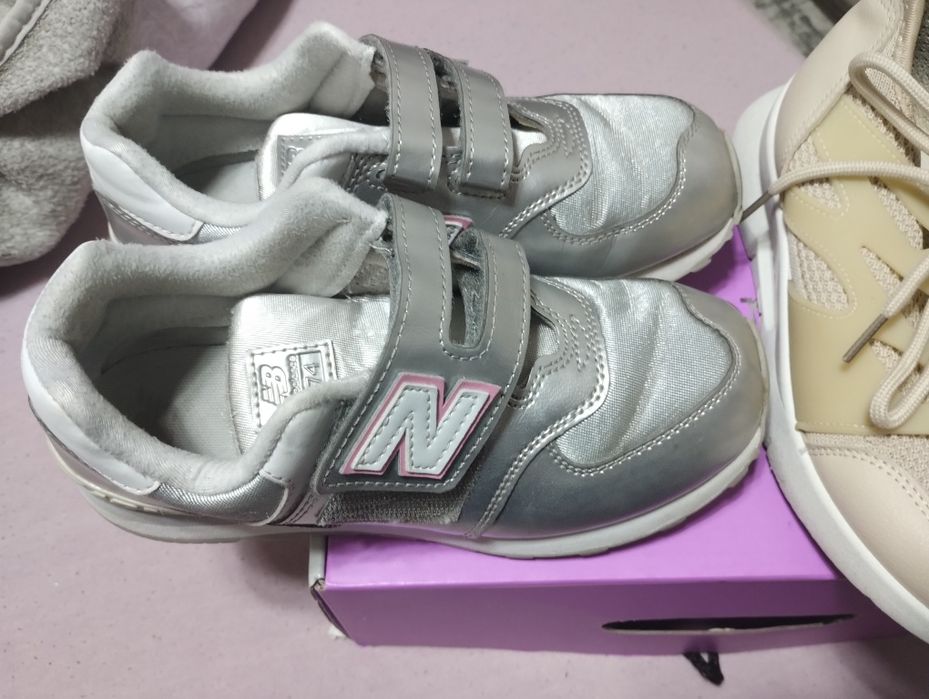 Adidași fetiță măr 35 lot