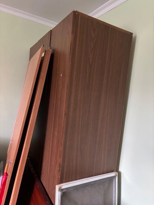 Продам б/у шкафы