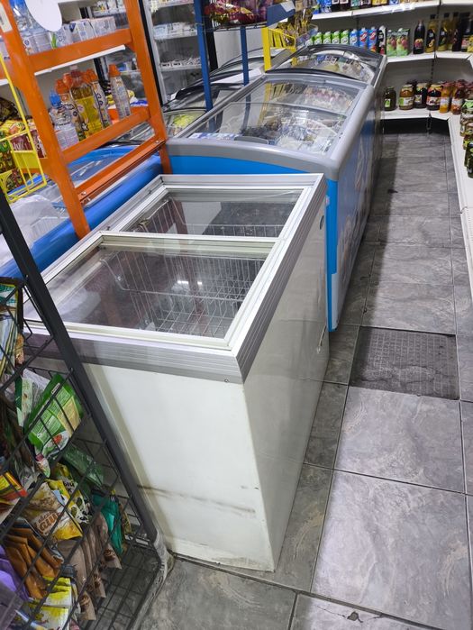 Продам Морозильник