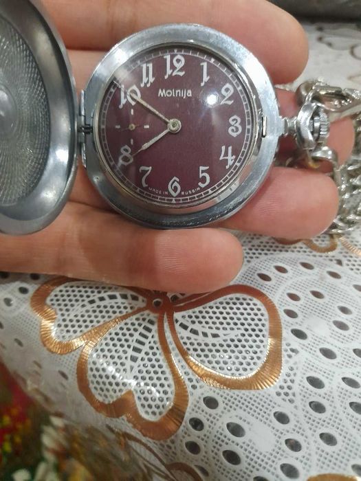 Продам карманные часы Molnija (СССР, винтаж)