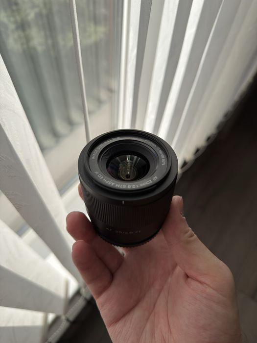 Обьектив viltrox 20mm f2.8 sony e