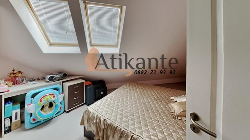 Продава се Четиристаен апартамент в София, Бъкстон - 184 кв.м за 1984 €/кв.м - Снимка #11
