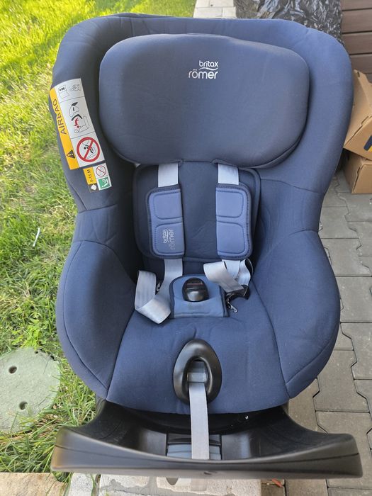 Vand scaun auto tip scoica Britax Romer 360 dualfix M size