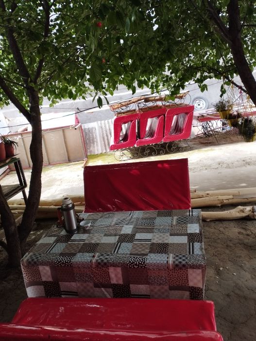 Kafe barlaga  Kreslo divan kovkadan usti qizil koja bitta kamplekt 85