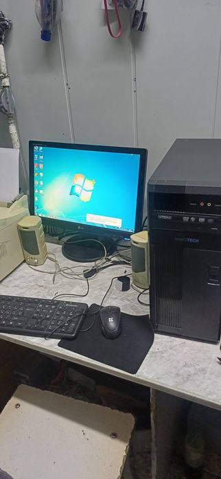 Kompyuter va printer sotiladi