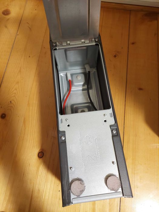 APC Smart-UPS SC 620 VA 230 V AVR management