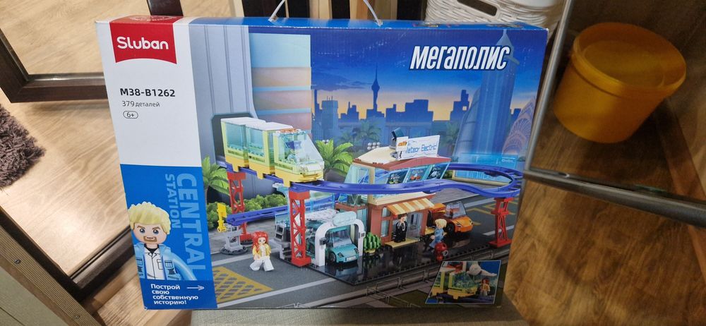 Продам игрушки для мальчиков