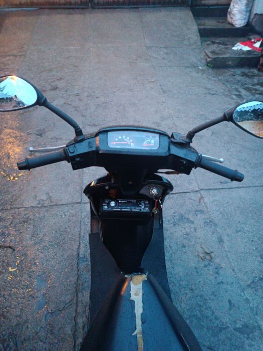 Продам SUZUKI sepia zz