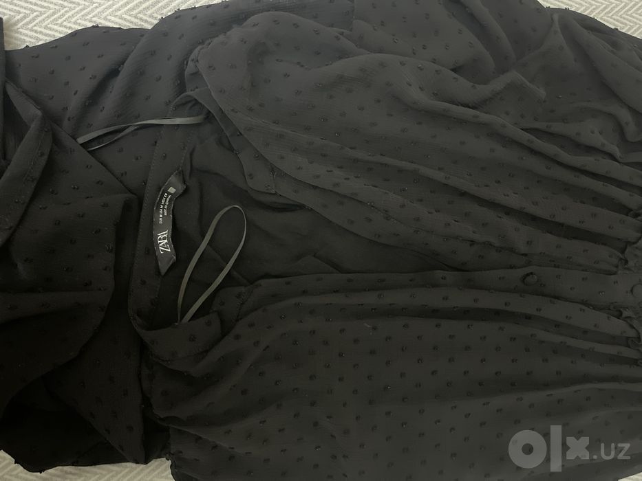 Чорний платя елегант бренд: ZARA