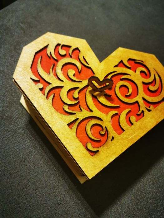 Дървена кутия сърце, сватбен. Валентин, 8ми март