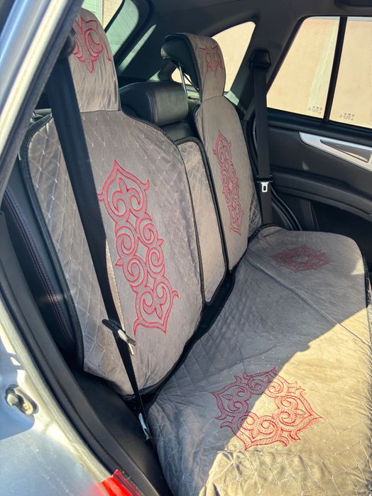 Чехлы универсальные для сиденья авто