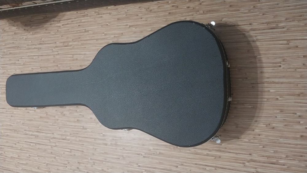 Футляр для гитары