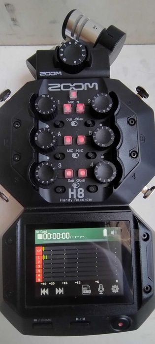 ZOOM H-8 преносим аудио рекордер