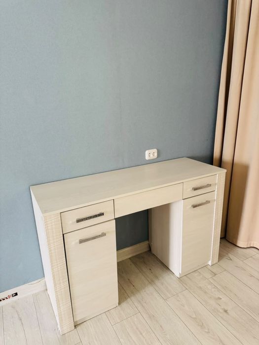 Продам спальный гарнитур б/у