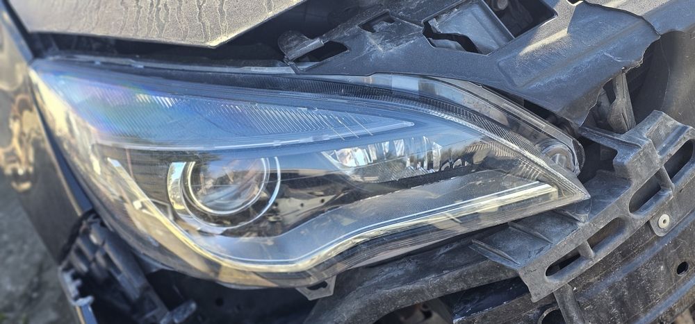 Far xenon Opel Astra J