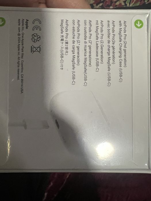 AirPods Pro (2-avlod) MagSafe zaryadlash g‘ilofi bilan (USB-C)