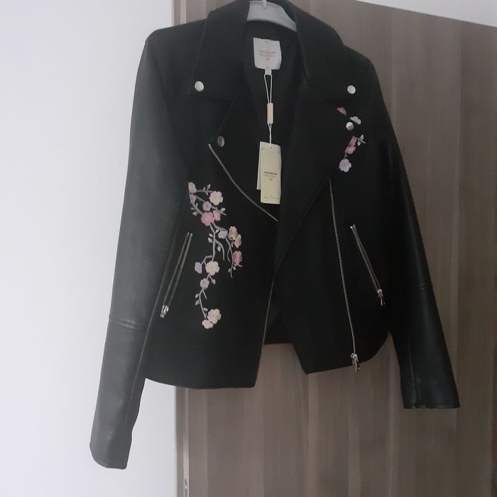 Geaca neagra piele ecologica