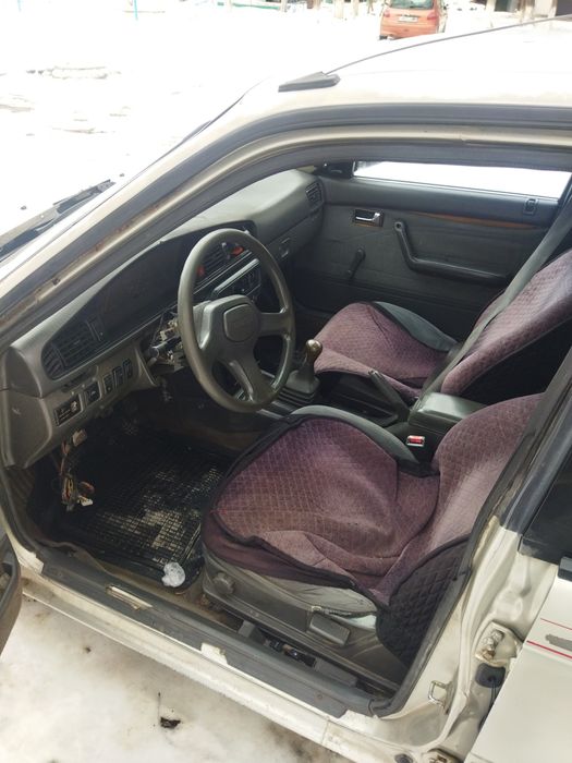 Mazda 626 |1990г 2.0