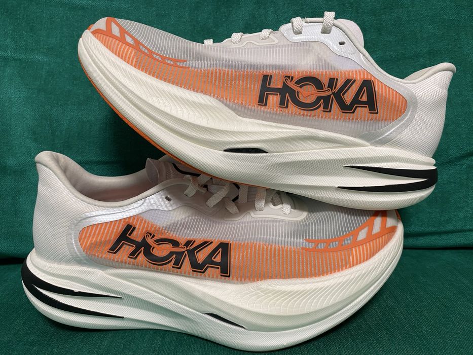 Pantofi sport alergare Hoka Cielo X1 2.0 marimea 42