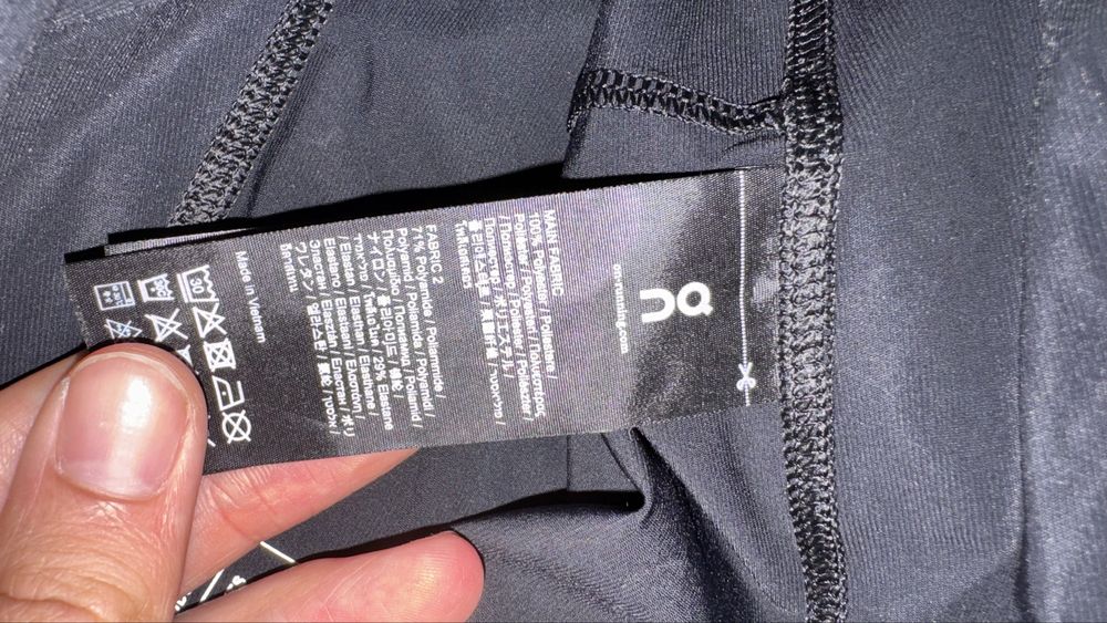 On hybrid shorts