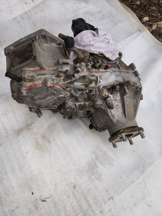 Тайота ланд Крузер 100,105