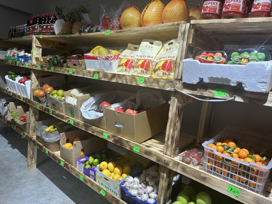 Витрина для овощи фрукты