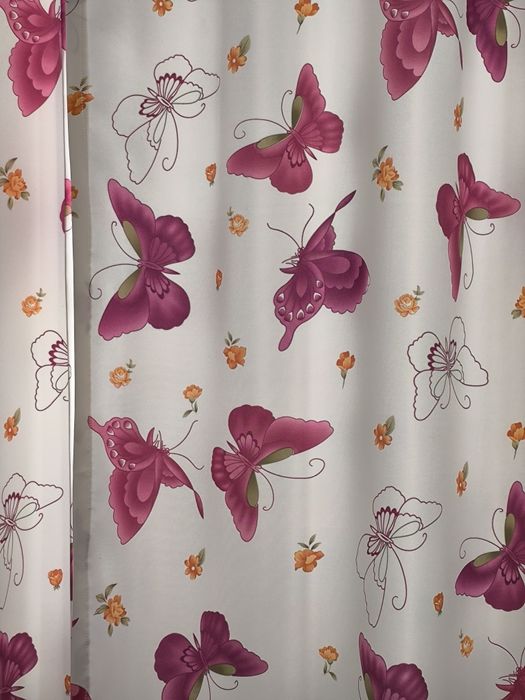 Draperii cu fluturi 1, 45 x 2, 30 m