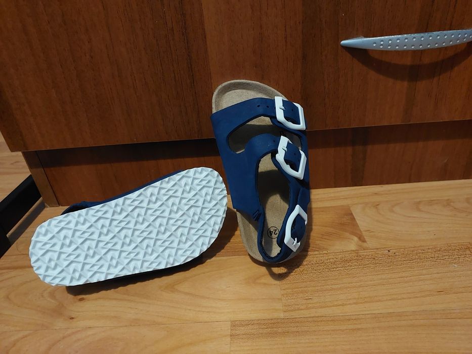 Детски обувки 22-26 номер