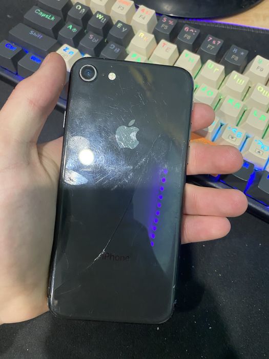Продам iPhone 8 на 256 GB