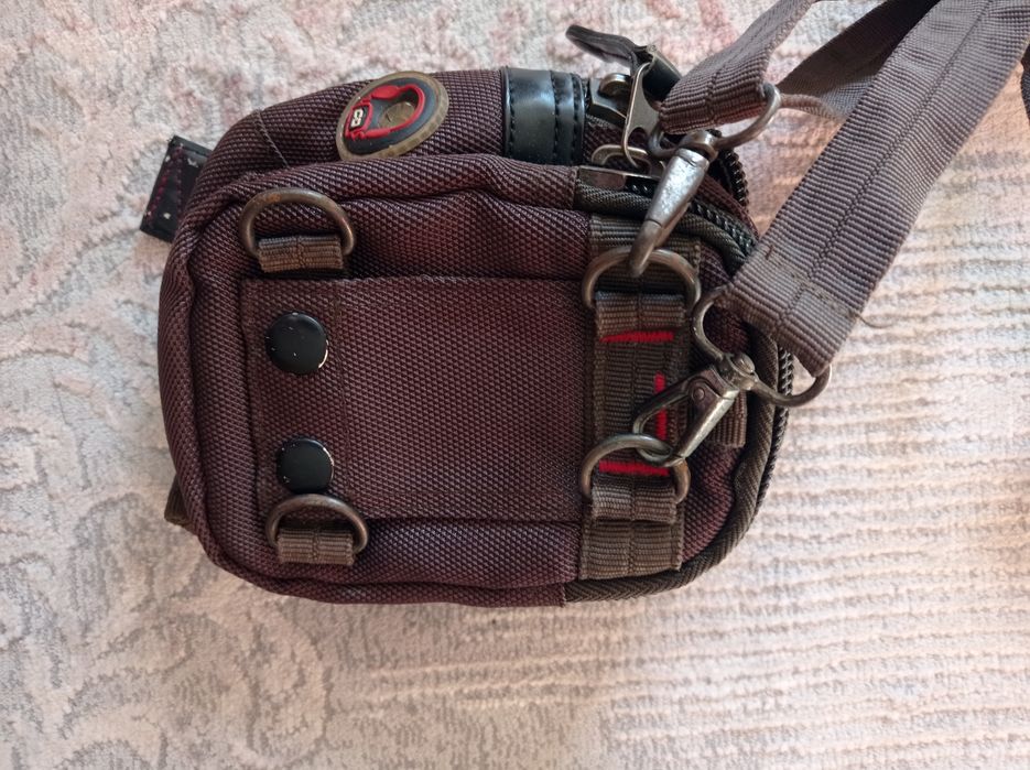 Мъжка чантичка за рамо