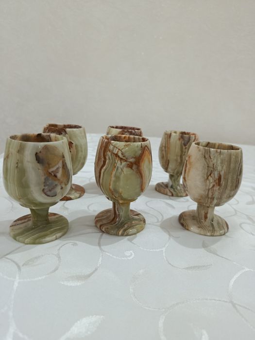Продам фужеры из оникса