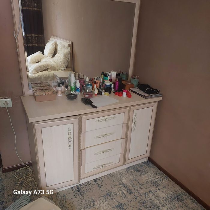 Srochno sotladi.Spalni mebel sotladi