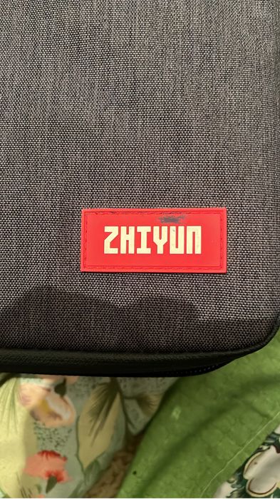 ZHIYUN стабилизатор для телефона