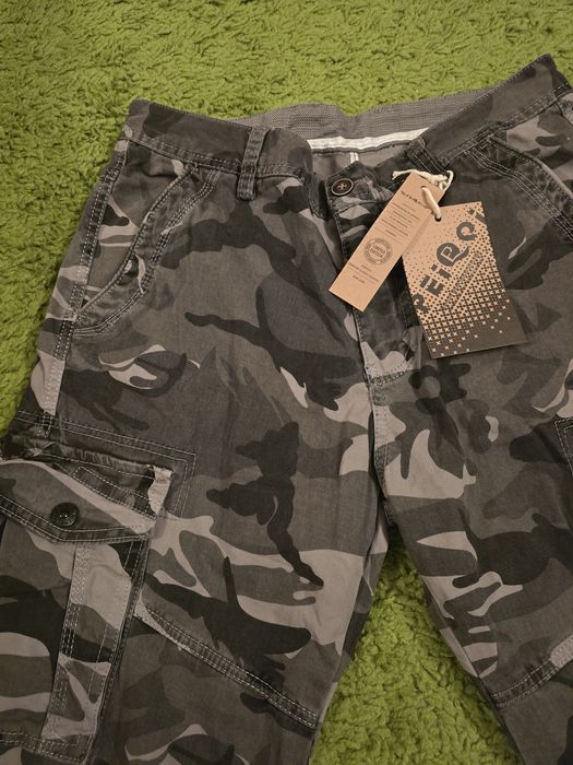 Карго панталон нов