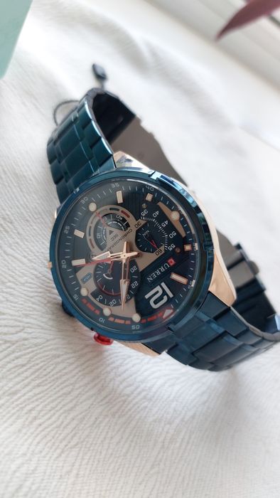 Продам  спортивные часы