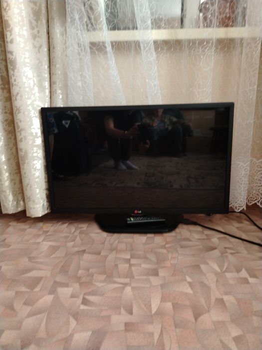 Продам телевизор LG