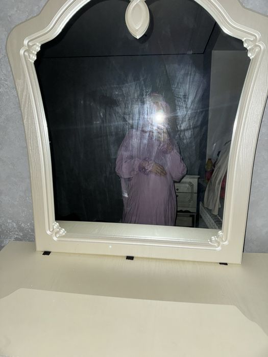 Продам спальный гарнитур