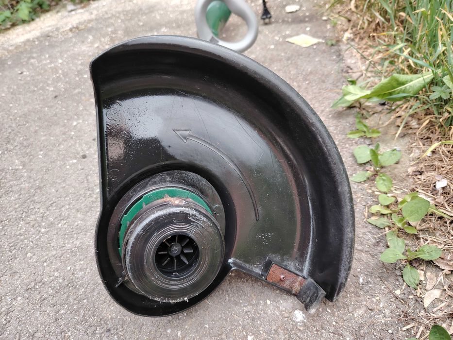 Trimmer electric / Masina de tuns iarba Brixton
