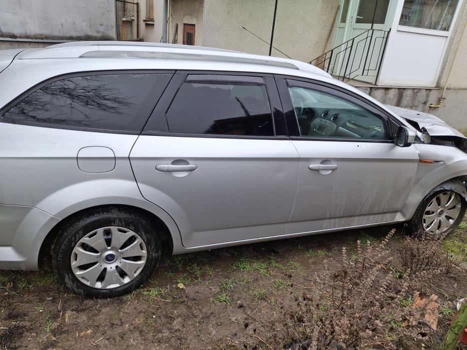 Ford Mondeo avariat