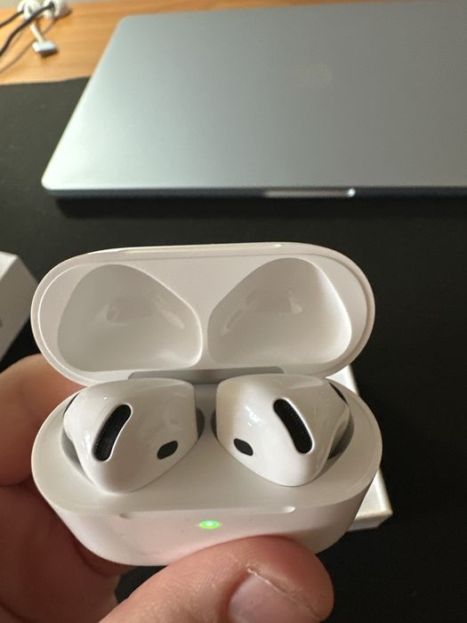 Apple AirPods gen4 (Noi)