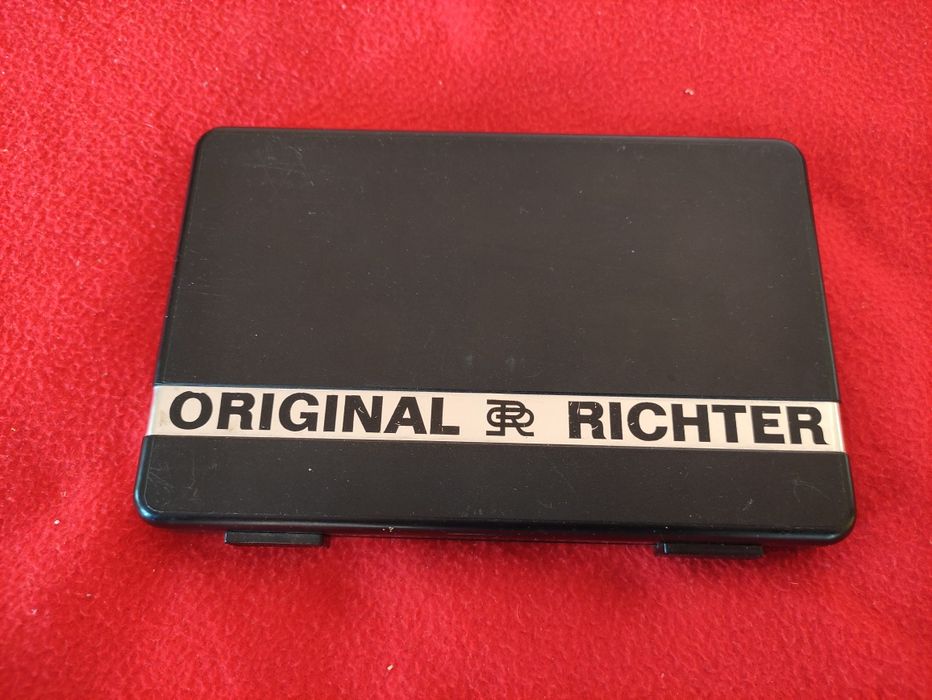 Trusa compas Richter !