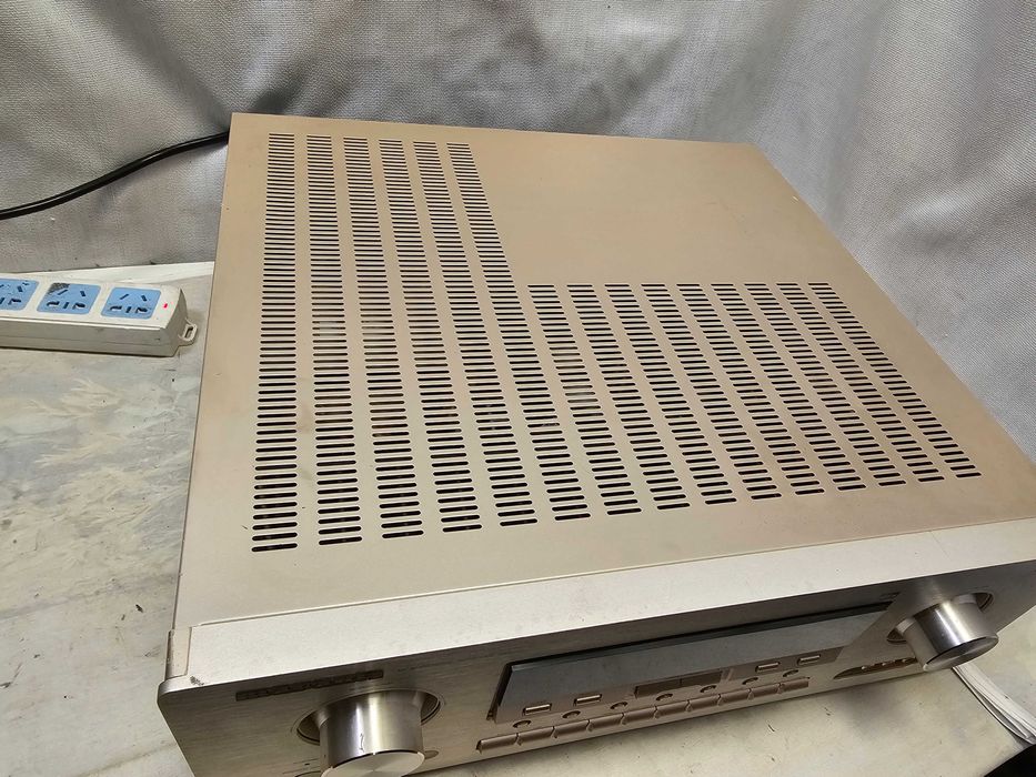 Receiver AV Marantz SR8000 Gold Champagne Made in Japan High End Amplificator Audio Hi Fi