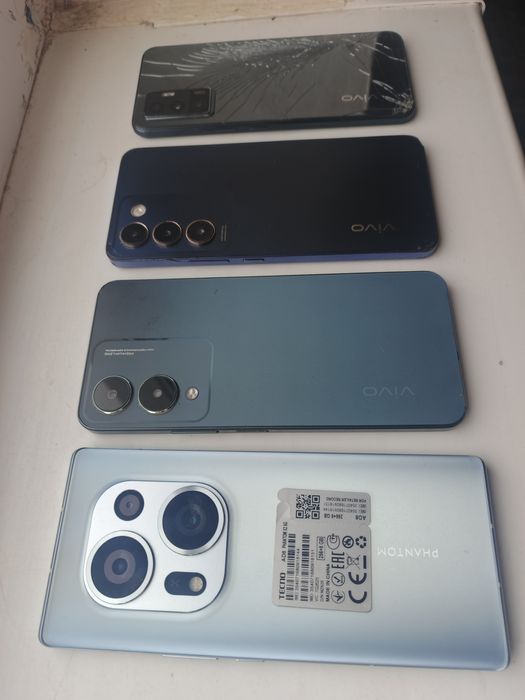 4 телефон 155 000 теңге