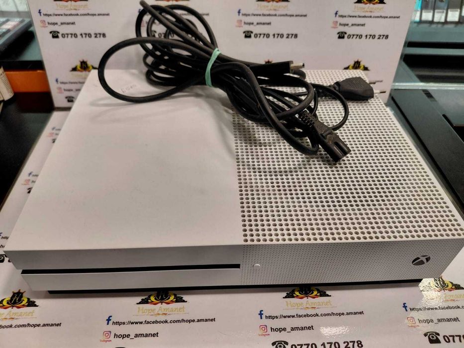Hope Amanet P13 - Xbox One S