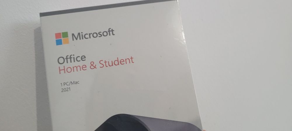 Vand licenta noua microsoft office home & student 2021