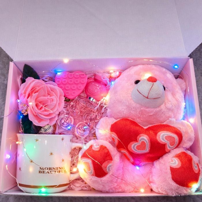 Срочно дайын сыйлық бокс 8мартқа қыздарға