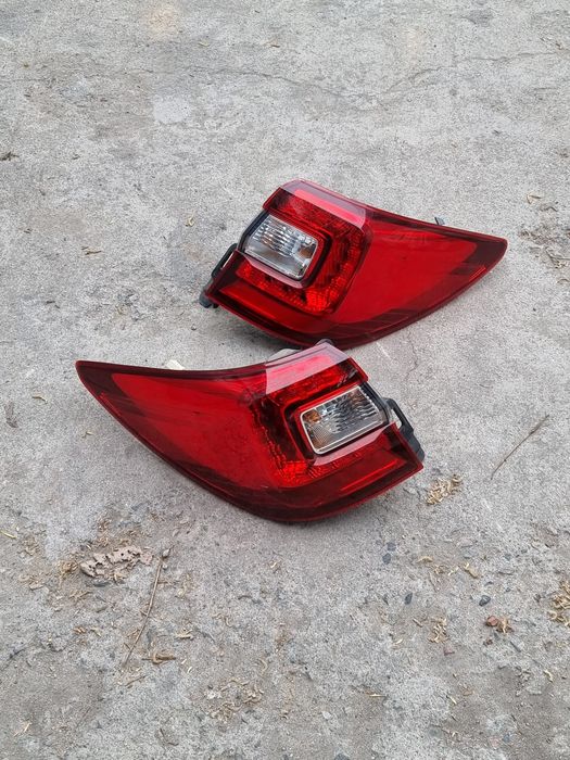 Задний фонарь на Subaru Outback BS