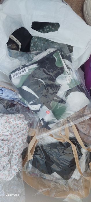 Платье. На бретельках. Новое.